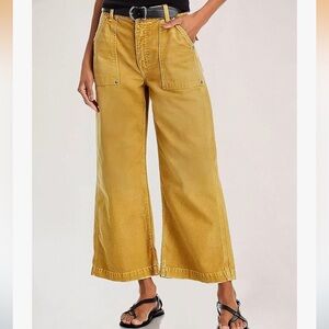Flamingals Light Yellow Straight Wide Leg Jeans Size M NWOT